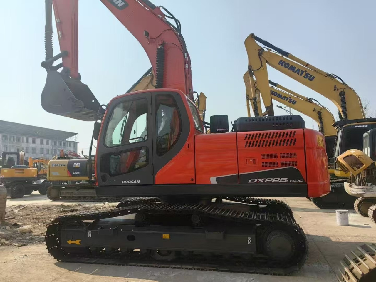 DOOSAN Dx225 - Excavadora de cadenas: foto 2 DOOSAN Dx225 - Excavadora de cadenas: foto 2