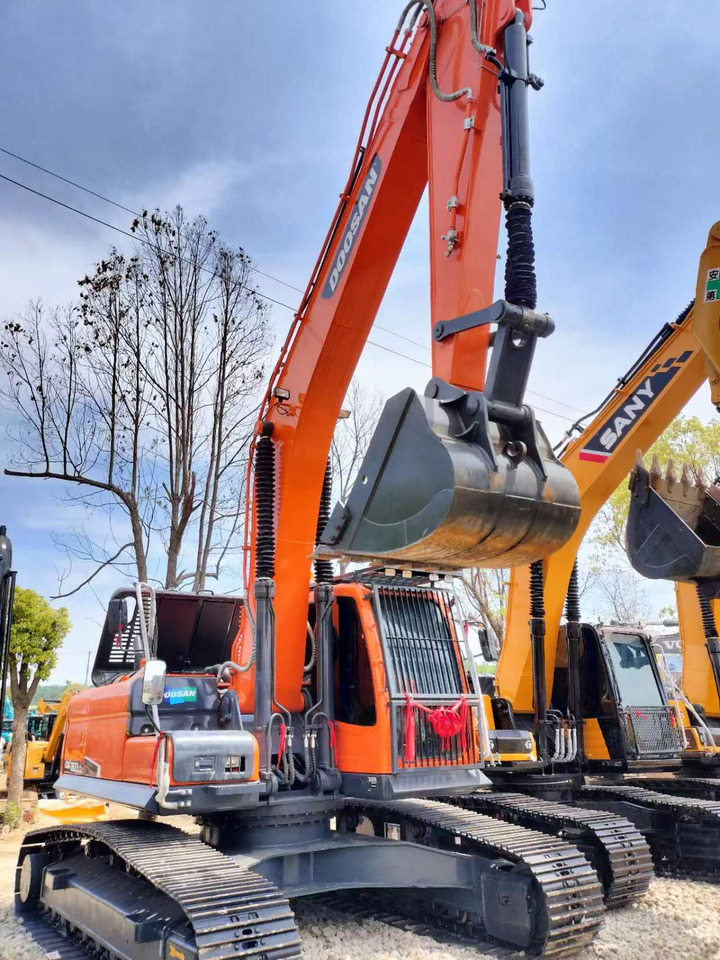 Doosan DX 300 Korea imports doosan DX300 - Excavadora de cadenas: foto 5 Doosan DX 300 Korea imports doosan DX300 - Excavadora de cadenas: foto 5