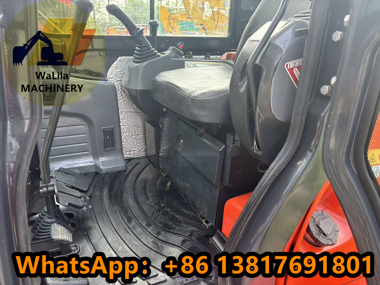KUBOTA U40 - Miniexcavadora: foto 4 KUBOTA U40 - Miniexcavadora: foto 4