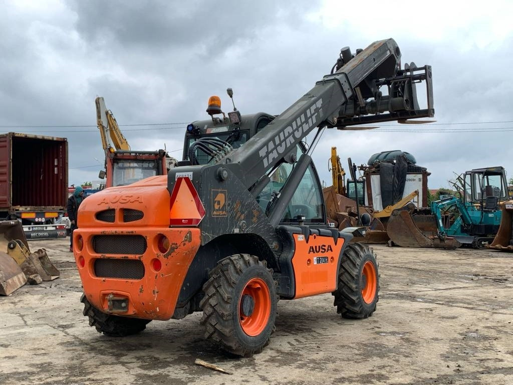 Leasing de Ausa T 204 H  Ausa T 204 H: foto 6