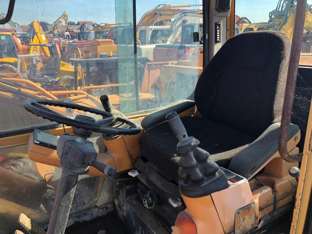 Case Poclain 888BP FOR PARTS  - Excavadora de ruedas: foto 5 Case Poclain 888BP FOR PARTS  - Excavadora de ruedas: foto 5