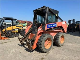 Fiat-Hitachi SL55B - Minicargadora: foto 1 Fiat-Hitachi SL55B - Minicargadora: foto 1