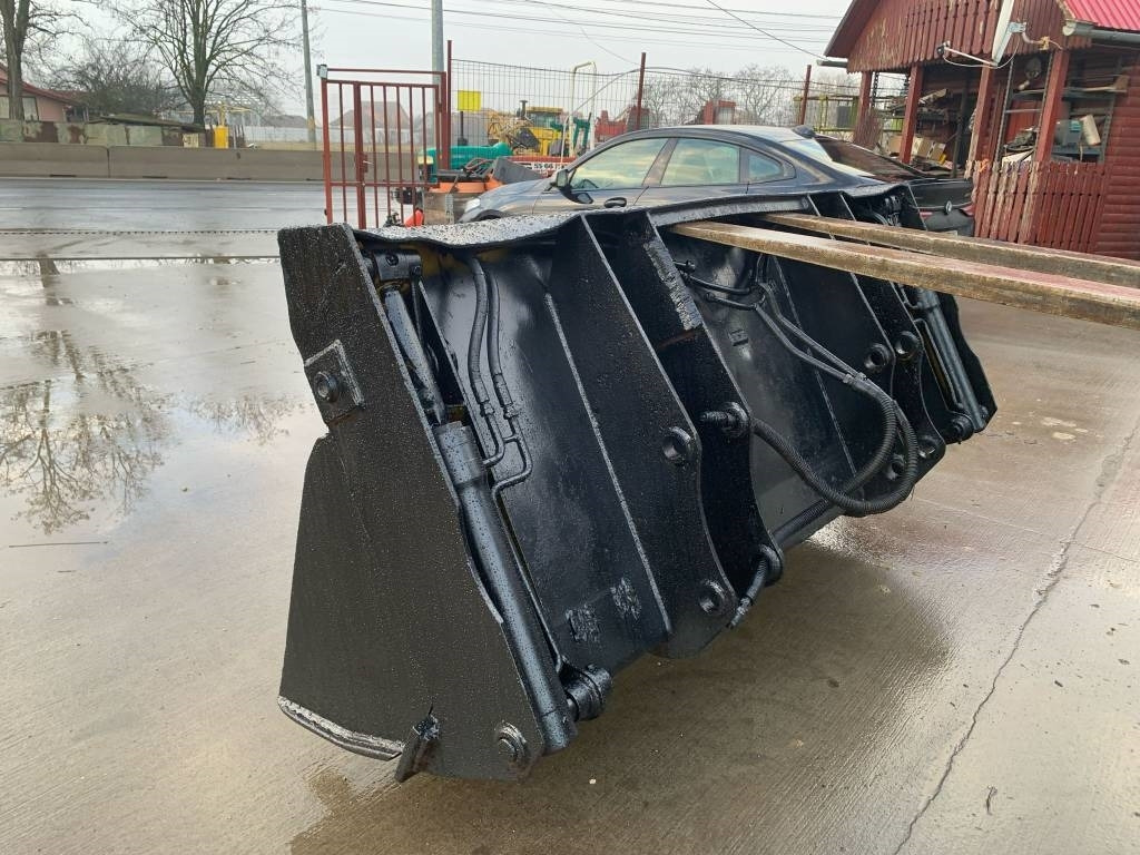 JCB 3CX Multifunctional Bucket - Pinza de manipulación para Maquinaria de construcción: foto 4 JCB 3CX Multifunctional Bucket - Pinza de manipulación para Maquinaria de construcción: foto 4