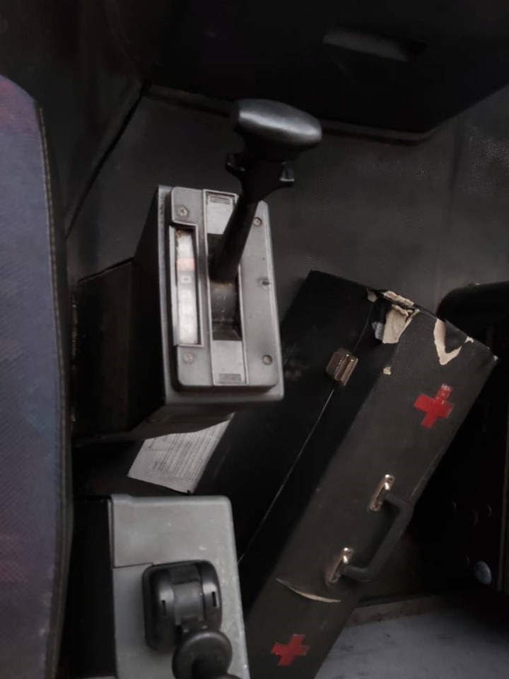 Camión caja cerrada Mercedes-Benz 814D: foto 8