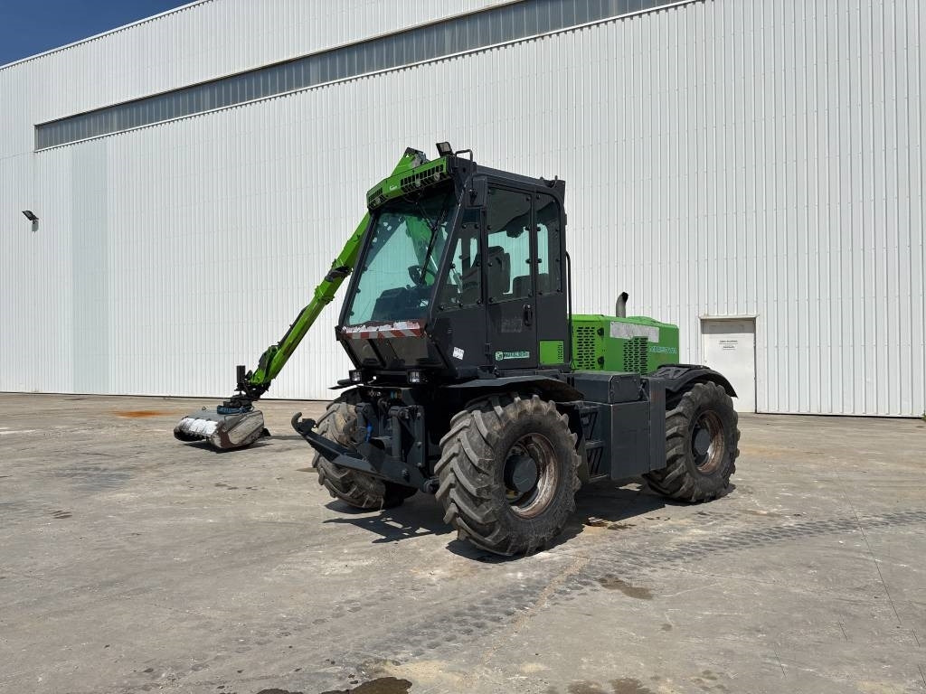 Merlo MM 150 VR - Tractor forestal: foto 1 Merlo MM 150 VR - Tractor forestal: foto 1