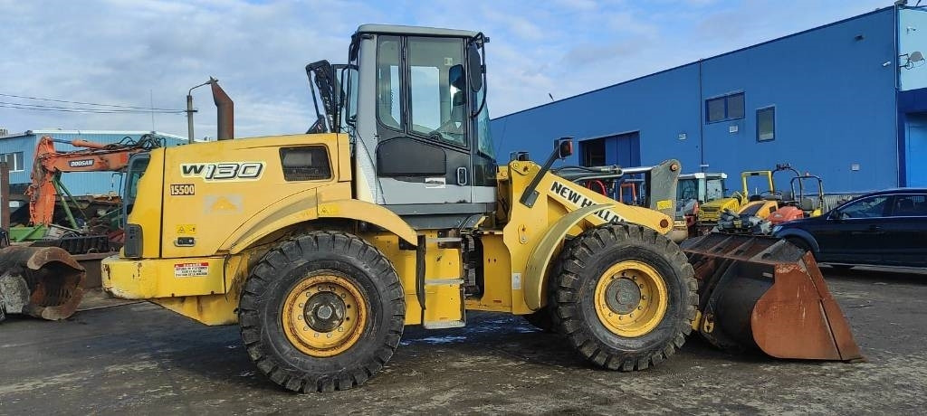 New Holland W 130 - Cargadora de ruedas: foto 2 New Holland W 130 - Cargadora de ruedas: foto 2