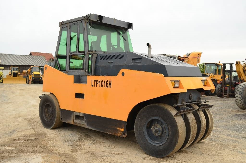 Sinoway LTP1016H - Rodillo de neumáticos: foto 4 Sinoway LTP1016H - Rodillo de neumáticos: foto 4