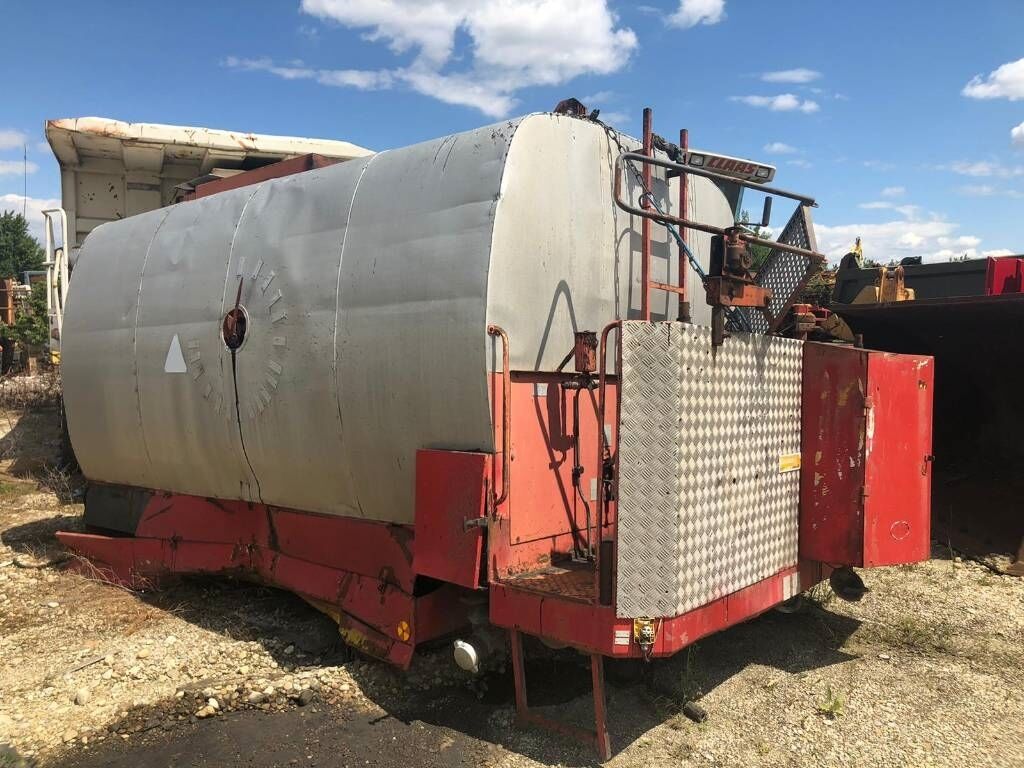 Strassmayr R7500 Strassmayr R7500 - Cisterna de riego asfáltico: foto 1 Strassmayr R7500 Strassmayr R7500 - Cisterna de riego asfáltico: foto 1