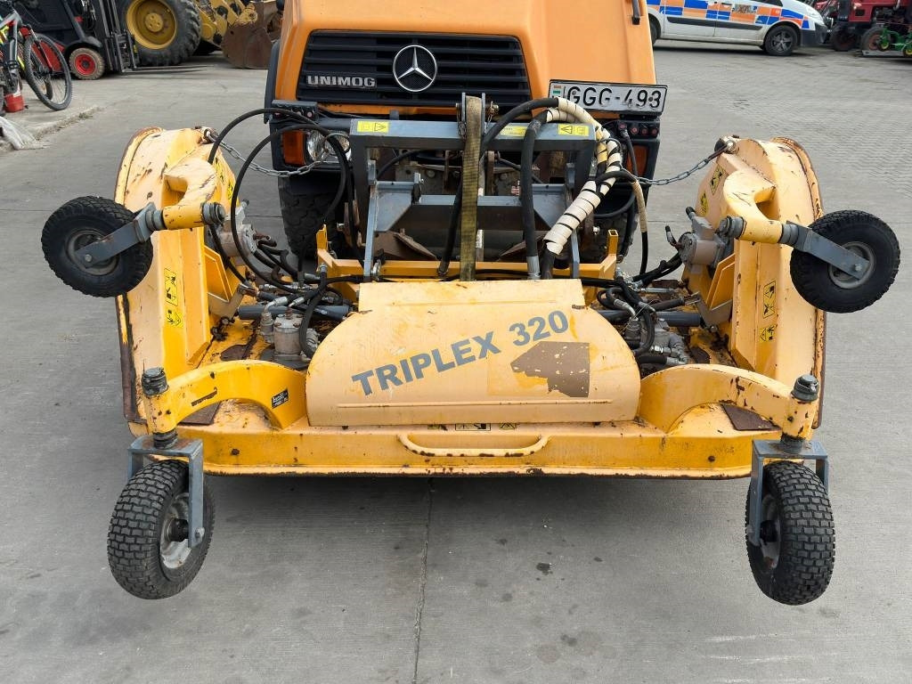 Mercedes-Benz Unimog 408/10 - Vehículo municipal: foto 4 Mercedes-Benz Unimog 408/10 - Vehículo municipal: foto 4