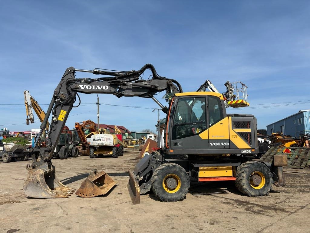 Volvo EW 150E - Excavadora de ruedas: foto 2 Volvo EW 150E - Excavadora de ruedas: foto 2