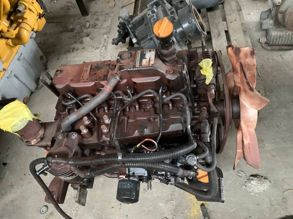 Yanmar 4D88E-5KFD ENGINE - Motor para Maquinaria de construcción: foto 2 Yanmar 4D88E-5KFD ENGINE - Motor para Maquinaria de construcción: foto 2