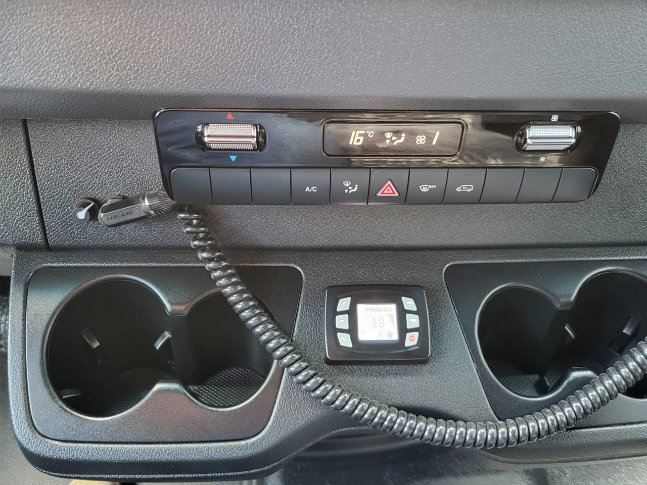 Leasing de MERCEDES-BENZ Sprinter 517 CDI 24 places+ 3 standing NEW MERCEDES-BENZ Sprinter 517 CDI 24 places+ 3 standing NEW: foto 10