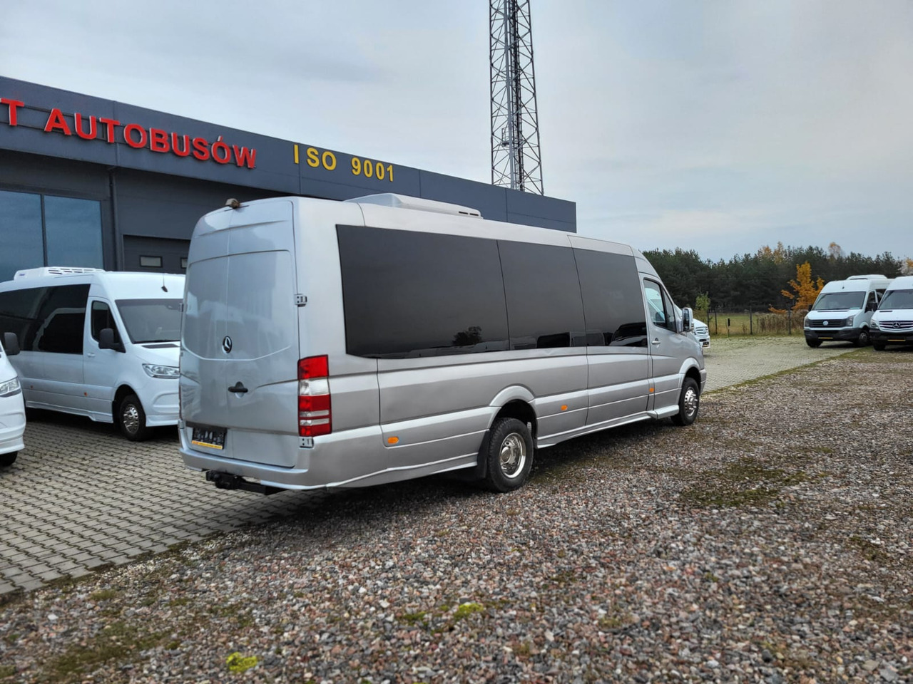 Mercedes-Benz Sprinter 519 CDI 24 places + 4 standing - Autobús suburbano: foto 5 Mercedes-Benz Sprinter 519 CDI 24 places + 4 standing - Autobús suburbano: foto 5