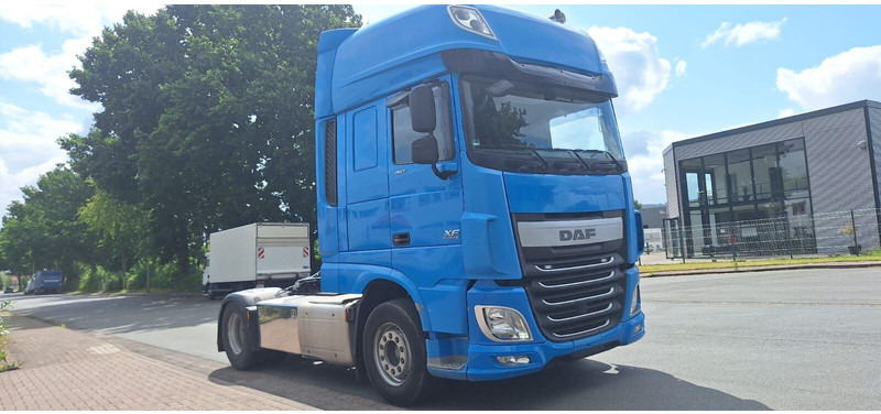 DAF XF106/460 - Cabeza tractora: foto 2 DAF XF106/460 - Cabeza tractora: foto 2