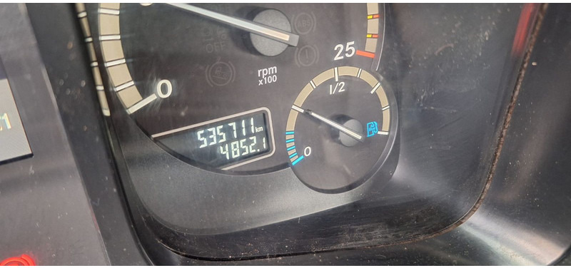 Leasing de Mercedes-Benz 1840 HD 4x4 Arocs Mercedes-Benz 1840 HD 4x4 Arocs: foto 7 Leasing de Mercedes-Benz 1840 HD 4x4 Arocs Mercedes-Benz 1840 HD 4x4 Arocs: foto 7