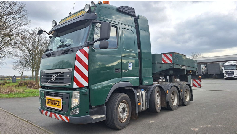 Volvo FH 540 8x4 - Cabeza tractora: foto 1 Volvo FH 540 8x4 - Cabeza tractora: foto 1