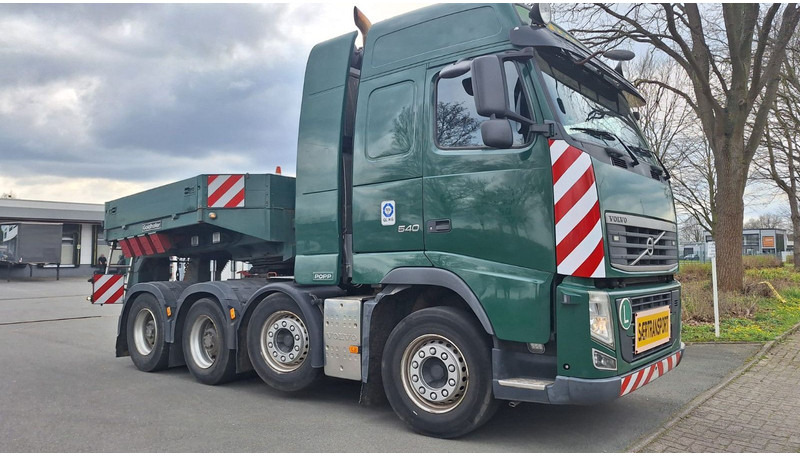 Volvo FH 540 8x4 - Cabeza tractora: foto 2 Volvo FH 540 8x4 - Cabeza tractora: foto 2