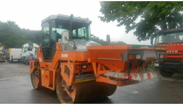 Hamm DV90 VO mit Streuer Klima German Maschine - Rodillo: foto 2 Hamm DV90 VO mit Streuer Klima German Maschine - Rodillo: foto 2