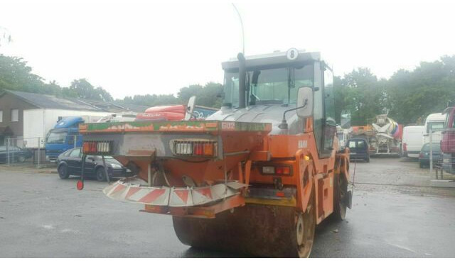 Hamm DV90 VO mit Streuer Klima German Maschine - Rodillo: foto 5 Hamm DV90 VO mit Streuer Klima German Maschine - Rodillo: foto 5