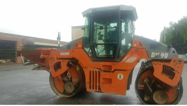 Hamm DV90 VO mit Streuer Klima German Maschine - Rodillo: foto 3 Hamm DV90 VO mit Streuer Klima German Maschine - Rodillo: foto 3