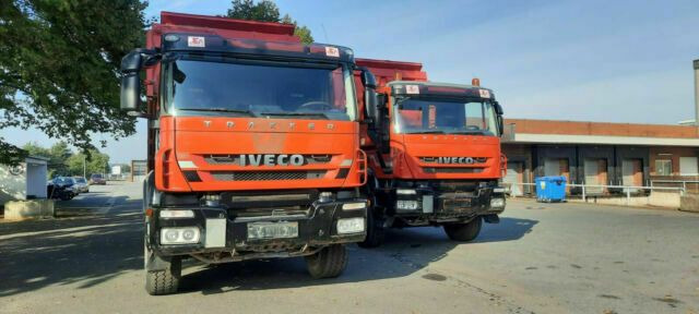 Iveco 260AD500PS 6x4 Blatt/Blatt AHK Retarder - Camión volquete: foto 2 Iveco 260AD500PS 6x4 Blatt/Blatt AHK Retarder - Camión volquete: foto 2