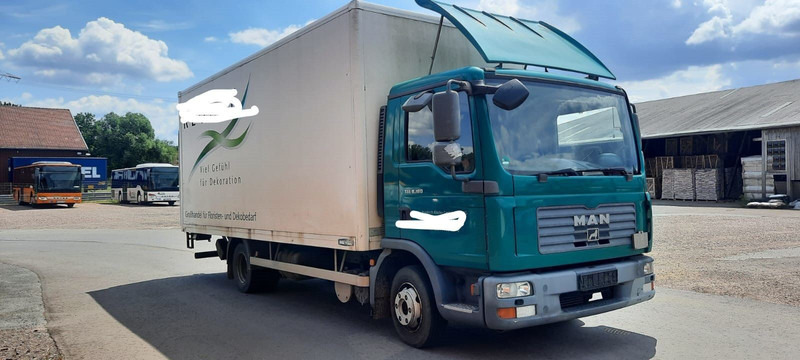 MAN TGL 8.180 Koffer - Camión caja cerrada: foto 1 MAN TGL 8.180 Koffer - Camión caja cerrada: foto 1