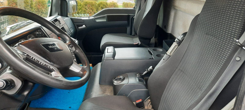 Camión lona MAN TGM 12.250: foto 9 Camión lona MAN TGM 12.250: foto 9