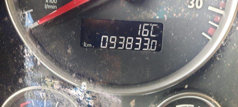 MAN TGX 18.360PS 4x2 G.Haus Kran+Funk - Camión lona, Camión grúa: foto 4 MAN TGX 18.360PS 4x2 G.Haus Kran+Funk - Camión lona, Camión grúa: foto 4