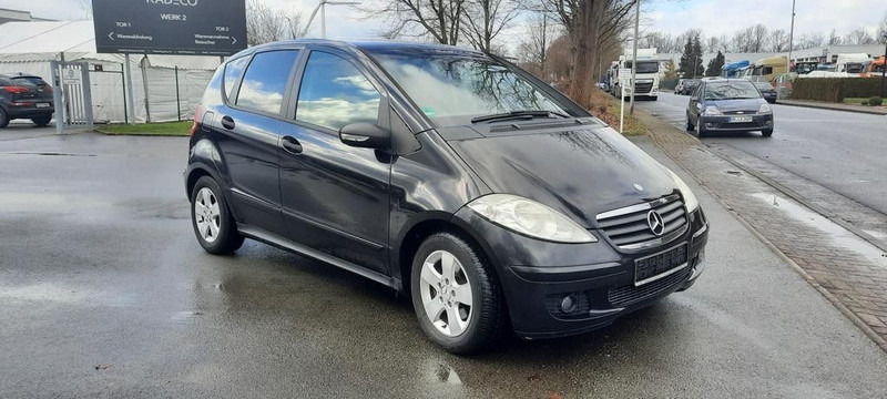 Mercedes-Benz A-Klasse 180 CDI AVANTGARDE - Hatchback: foto 2 Mercedes-Benz A-Klasse 180 CDI AVANTGARDE - Hatchback: foto 2