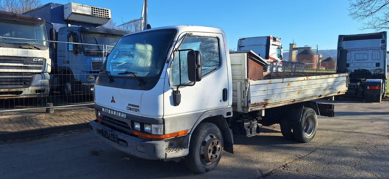 Mitsubishi Canter Kipper - Furgoneta basculante: foto 1 Mitsubishi Canter Kipper - Furgoneta basculante: foto 1