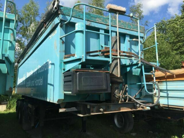 Reisch SKI 24 32 Kubik Mulde German Fahrzeug - Semirremolque volquete: foto 1 Reisch SKI 24 32 Kubik Mulde German Fahrzeug - Semirremolque volquete: foto 1