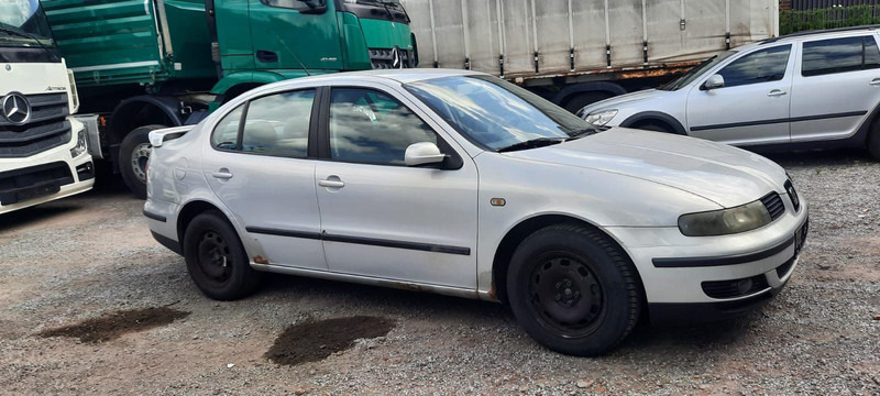 SEAT Toledo Signo 1,8 20V Autom - Sedan: foto 1 SEAT Toledo Signo 1,8 20V Autom - Sedan: foto 1