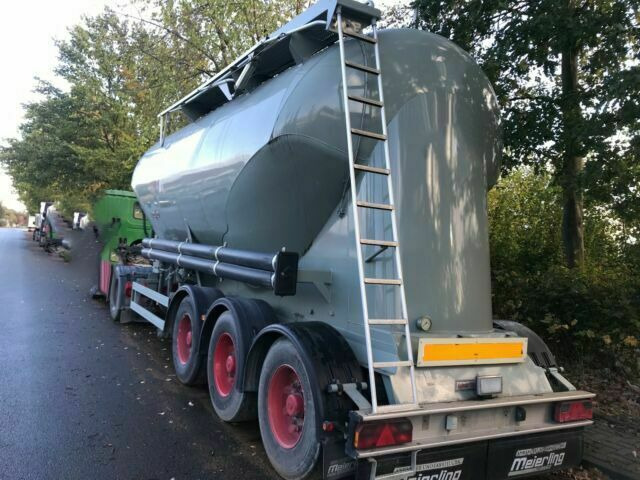 SPITZER SF 2734/2P Zement/Silo German Fahrzeug - Semirremolque cisterna: foto 2 SPITZER SF 2734/2P Zement/Silo German Fahrzeug - Semirremolque cisterna: foto 2