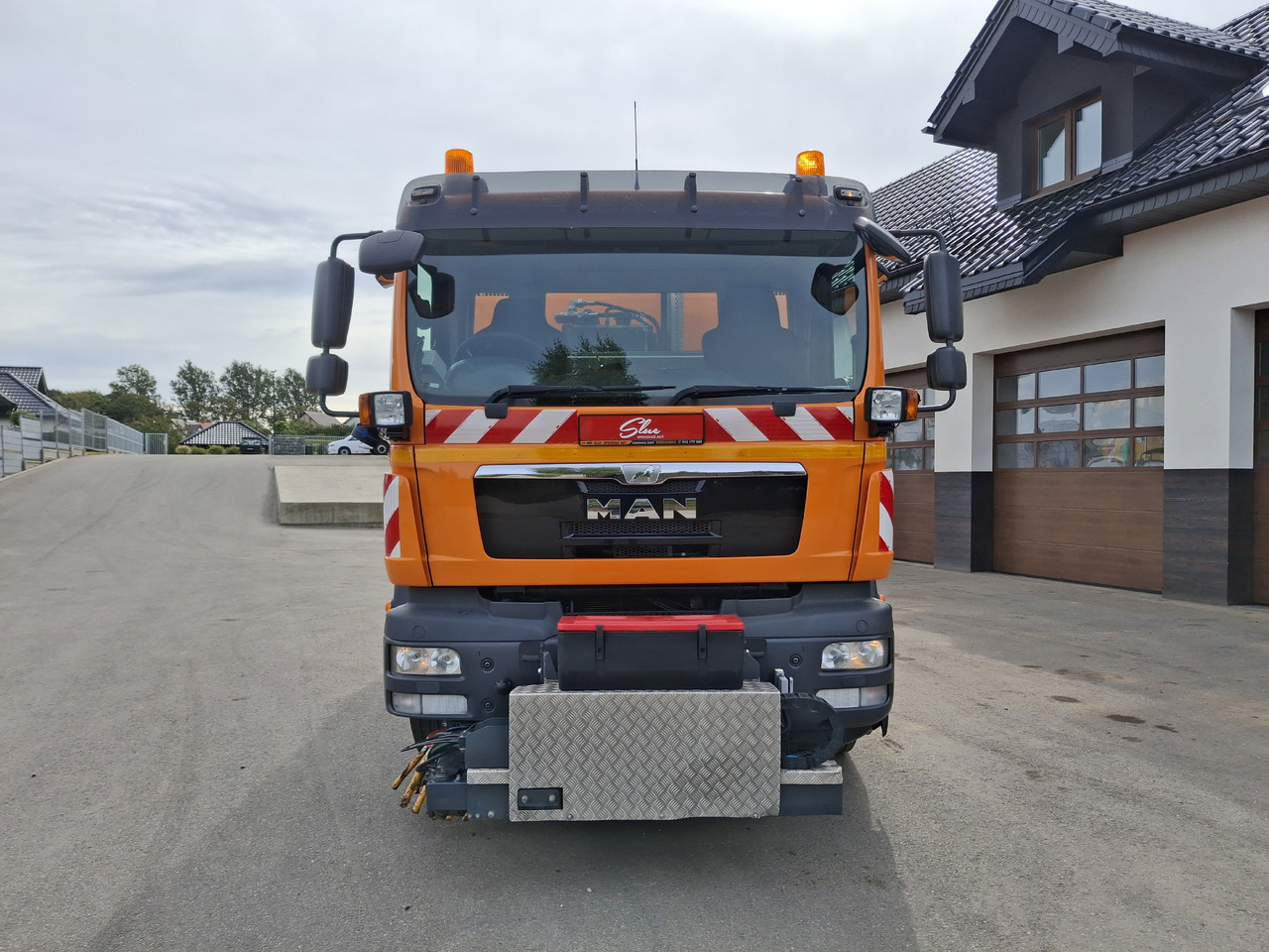 MAN TGM 18.250 Zamiatarka Kupper Weisser BROCK 2 Motoren Szczotki L/R PM10 Odchwaszczarka - Barredora vial: foto 2 MAN TGM 18.250 Zamiatarka Kupper Weisser BROCK 2 Motoren Szczotki L/R PM10 Odchwaszczarka - Barredora vial: foto 2