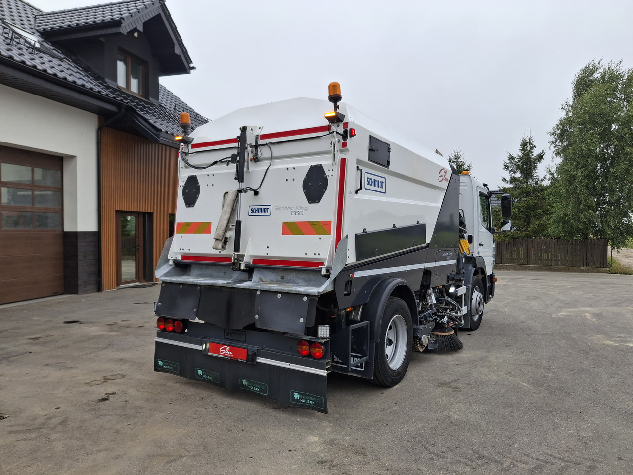 MERCEDES-BENZ Atego 1523 Zamiatarka Kehrmaschine Schmidt Street King 660 Euro 6 PM10 2 Motoren Szczotki L/R 2016r - Barredora vial: foto 4 MERCEDES-BENZ Atego 1523 Zamiatarka Kehrmaschine Schmidt Street King 660 Euro 6 PM10 2 Motoren Szczotki L/R 2016r - Barredora vial: foto 4