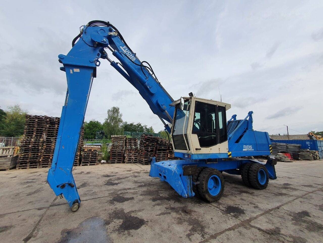 Fuchs MHL 340C FQC Generator - Manipulador de materiales: foto 2 Fuchs MHL 340C FQC Generator - Manipulador de materiales: foto 2