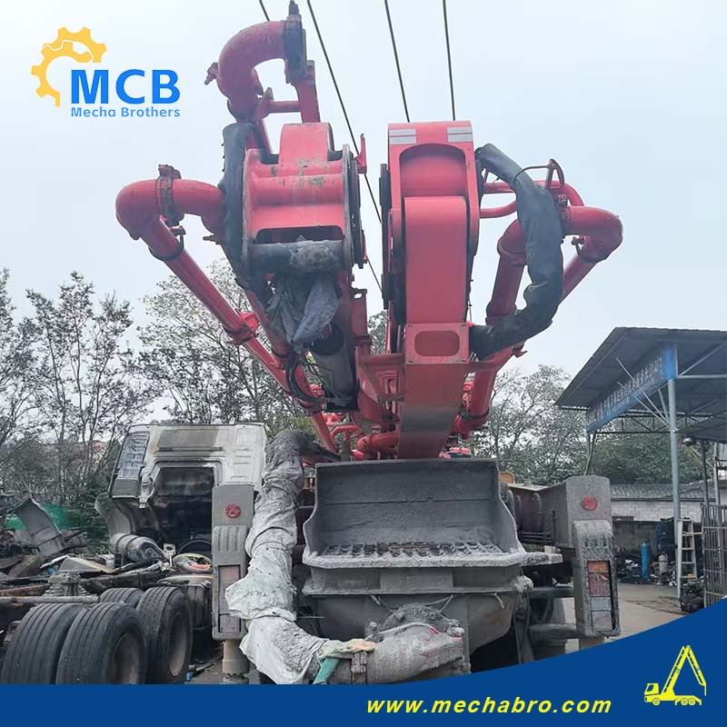 SANY SYM5330THRIF - Camión bomba de hormigón: foto 2 SANY SYM5330THRIF - Camión bomba de hormigón: foto 2