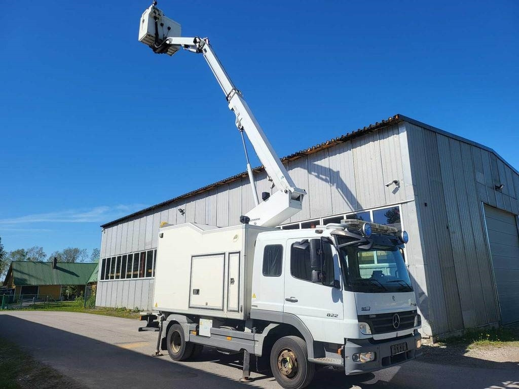 Mercedes-Benz ATEGO 822/ RUTHMANN STEIGER TK145 - Camión con plataforma elevadora: foto 2 Mercedes-Benz ATEGO 822/ RUTHMANN STEIGER TK145 - Camión con plataforma elevadora: foto 2