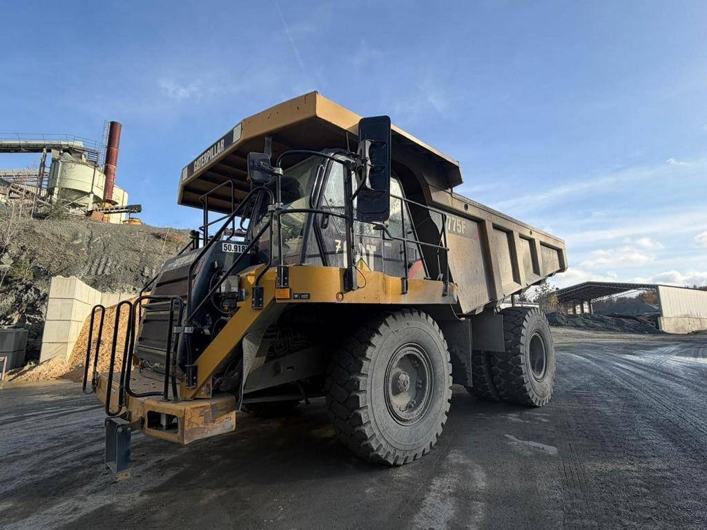 CAT 775 F - Dúmper rígido: foto 1 CAT 775 F - Dúmper rígido: foto 1