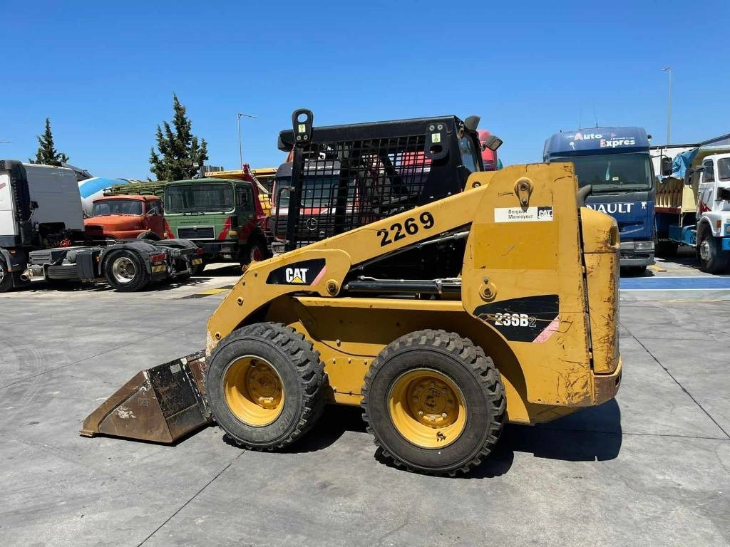 Minicargadora CAT 236 B: foto 16