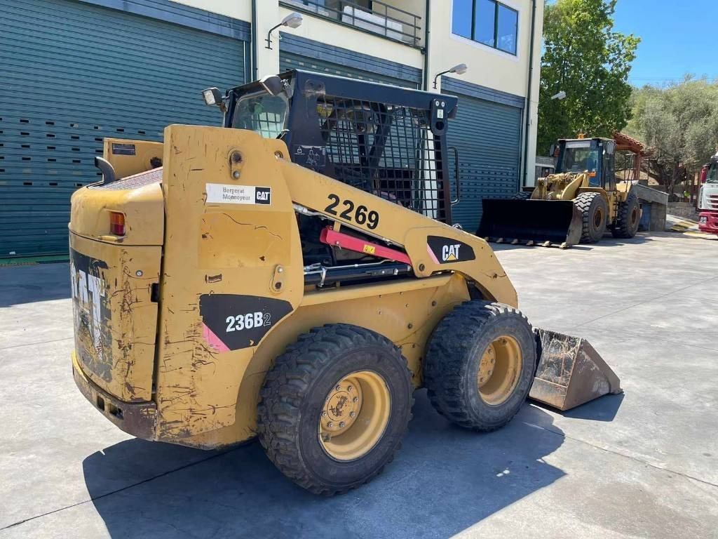 Minicargadora CAT 236 B: foto 14