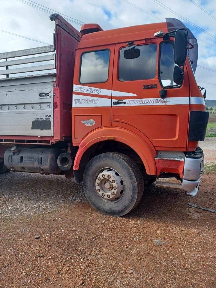 Mercedes-Benz 1638 - Camión caja abierta: foto 5 Mercedes-Benz 1638 - Camión caja abierta: foto 5