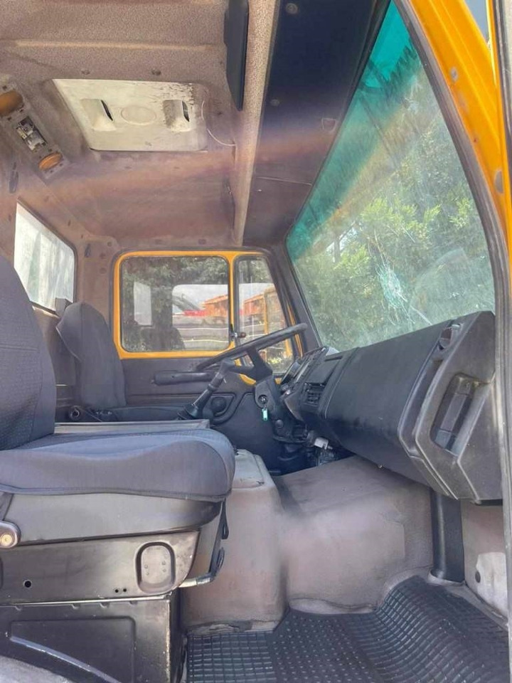 Mercedes-Benz 3229 V8 8X4 - Camión hormigonera: foto 4 Mercedes-Benz 3229 V8 8X4 - Camión hormigonera: foto 4