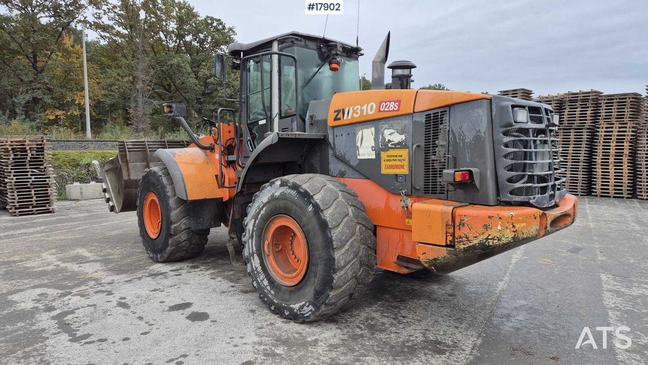 2009 Hitachi ZW 310 - Cargadora de ruedas: foto 5 2009 Hitachi ZW 310 - Cargadora de ruedas: foto 5