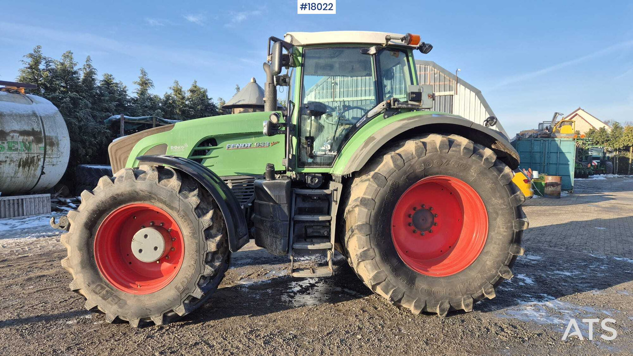 FENDT 933 Vario agricultural tractor (2015) - Tractor: foto 4 FENDT 933 Vario agricultural tractor (2015) - Tractor: foto 4