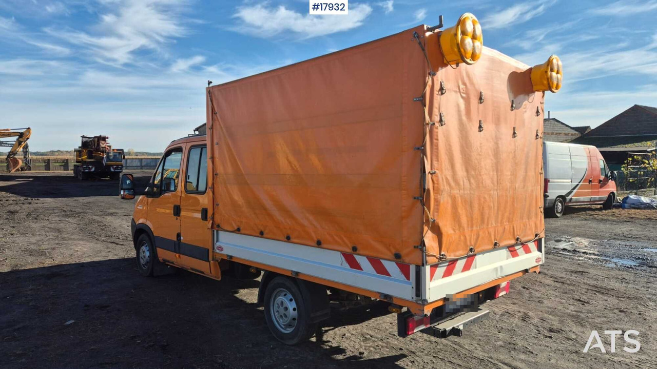 Furgoneta con lona, Furgoneta combi IVECO 35S14D double cab with box body (2011): foto 9