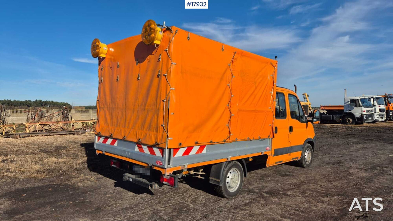Furgoneta con lona, Furgoneta combi IVECO 35S14D double cab with box body (2011): foto 11