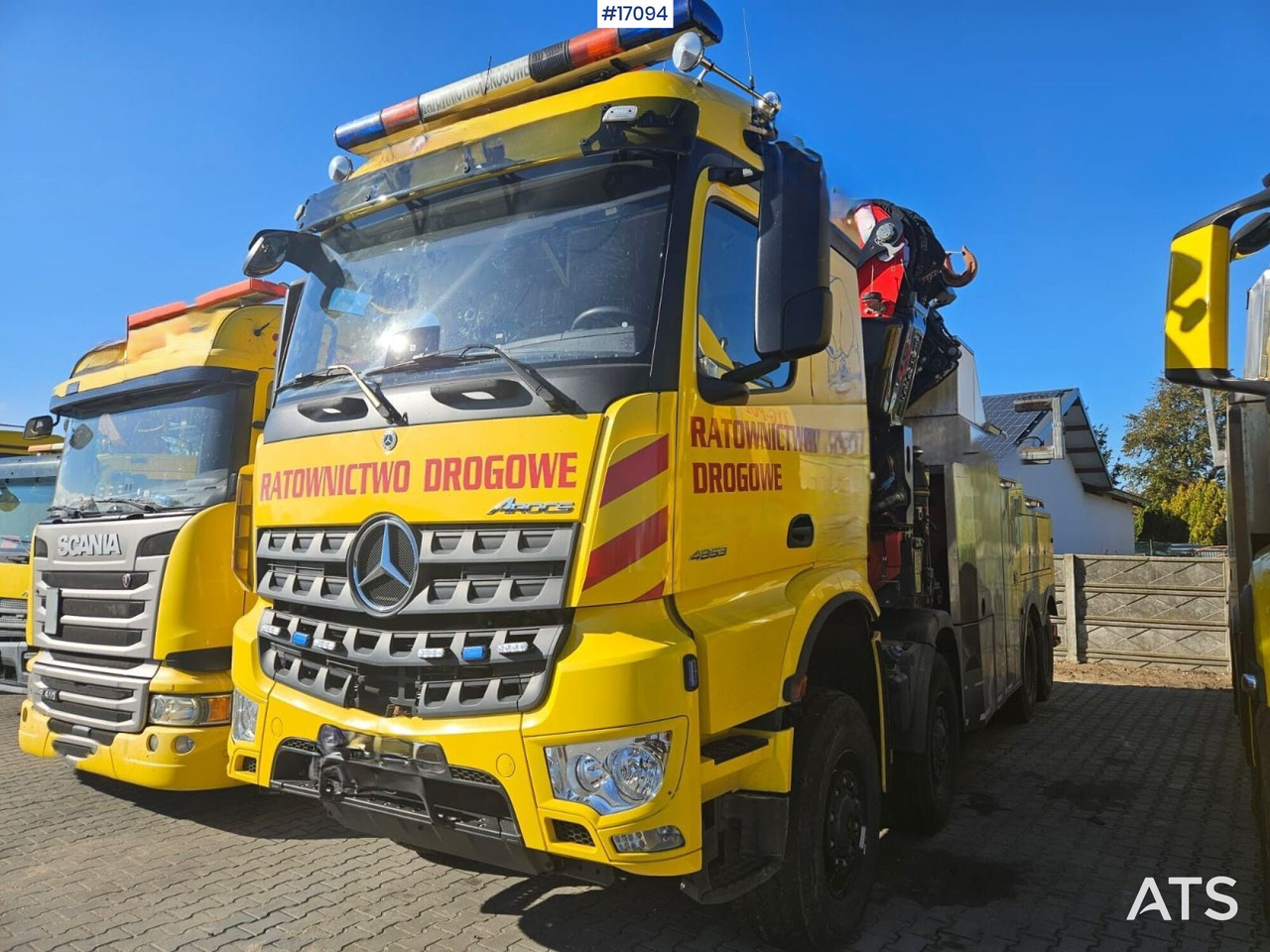 Specjalistyczny pojazd ratunkowy Mercedes Benz Arocs 4853 8x8 (2021) - Grua de remolque autos: foto 5 Specjalistyczny pojazd ratunkowy Mercedes Benz Arocs 4853 8x8 (2021) - Grua de remolque autos: foto 5