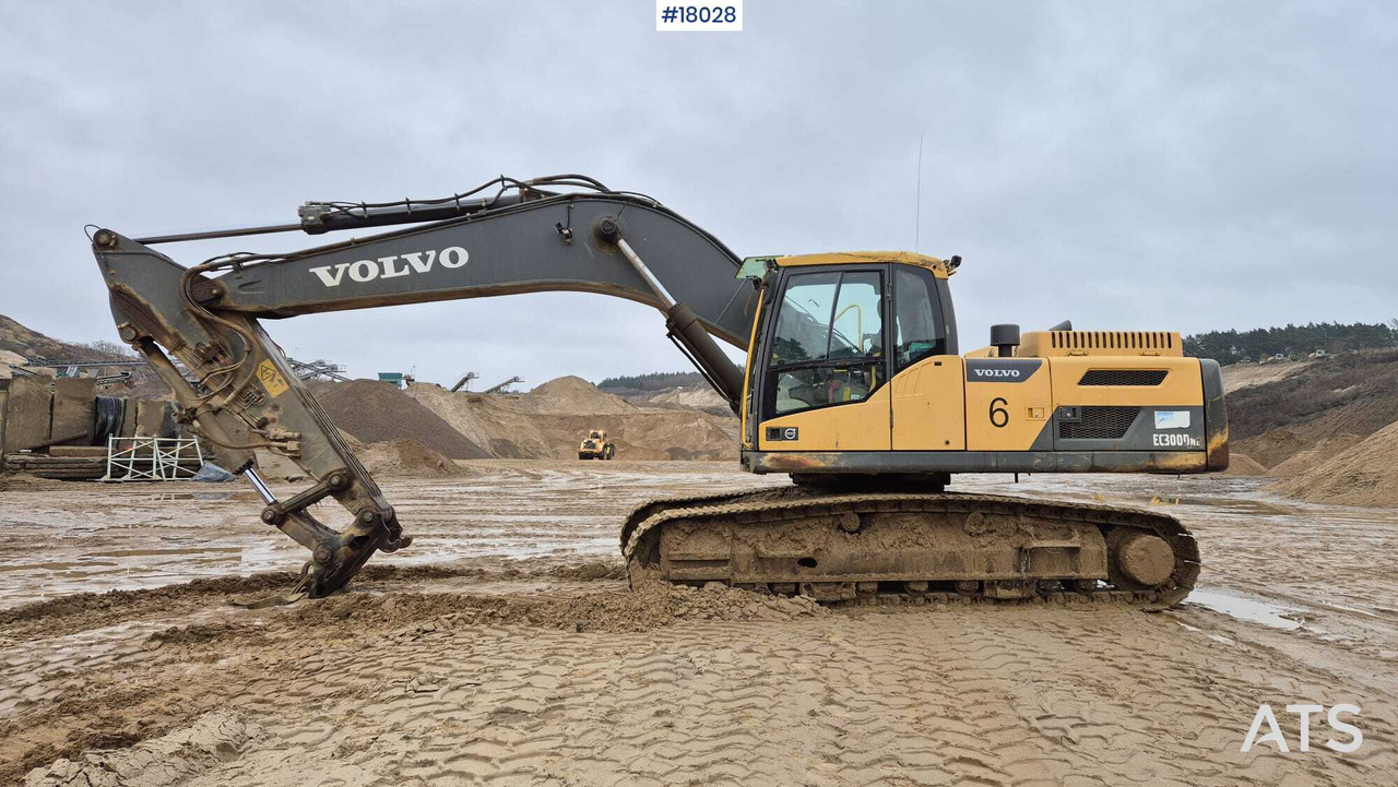 VOLVO EC 300D NL crawler excavator (2014) - Excavadora de cadenas: foto 5 VOLVO EC 300D NL crawler excavator (2014) - Excavadora de cadenas: foto 5