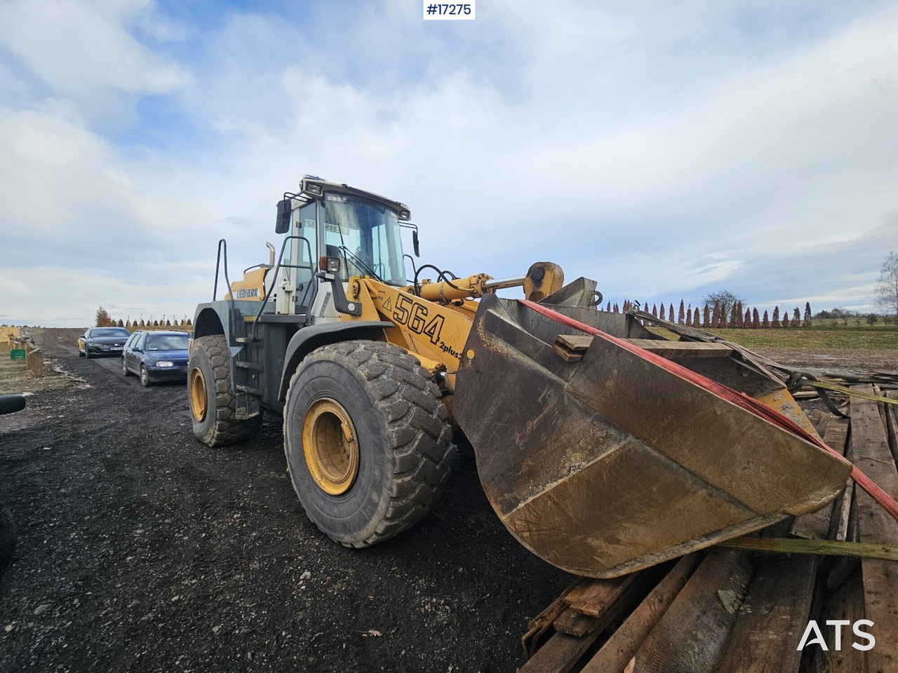 Wheel loader LIEBHERR L564 2plus2 (2004) - Cargadora de ruedas: foto 2 Wheel loader LIEBHERR L564 2plus2 (2004) - Cargadora de ruedas: foto 2